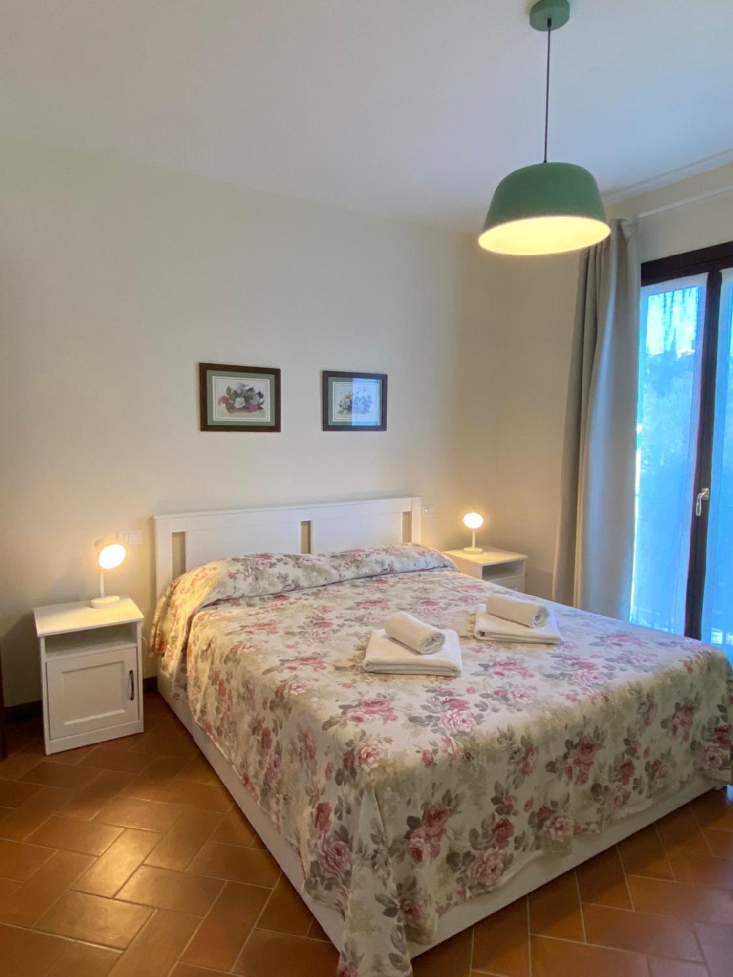 Residenza Cipressi E Olivi Apartment เวโรนา ภายนอก รูปภาพ
