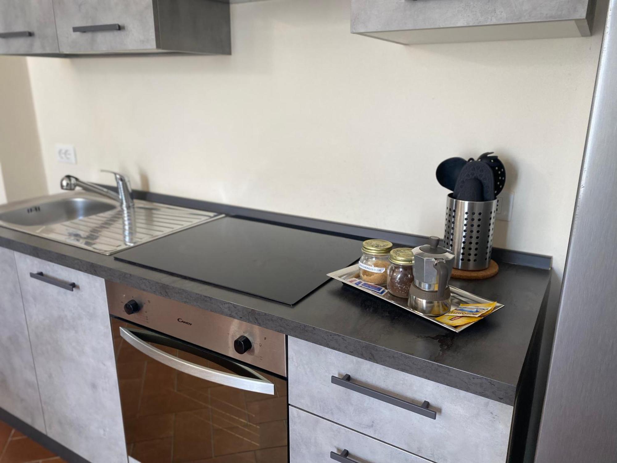 Residenza Cipressi E Olivi Apartment เวโรนา ภายนอก รูปภาพ