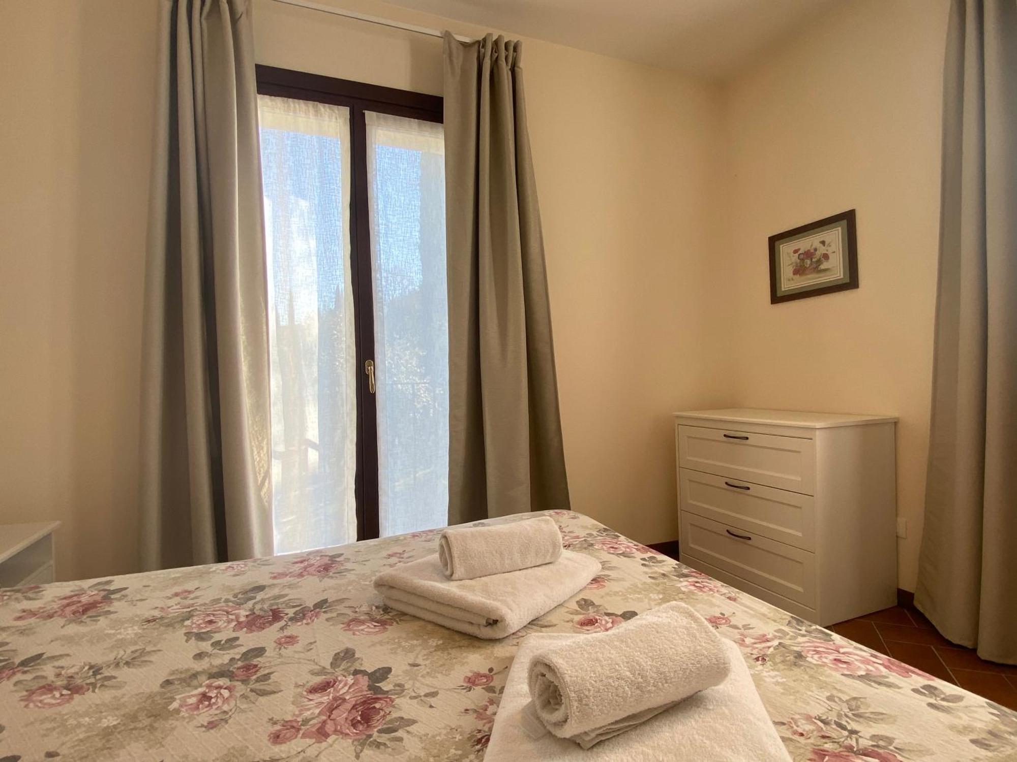 Residenza Cipressi E Olivi Apartment เวโรนา ภายนอก รูปภาพ