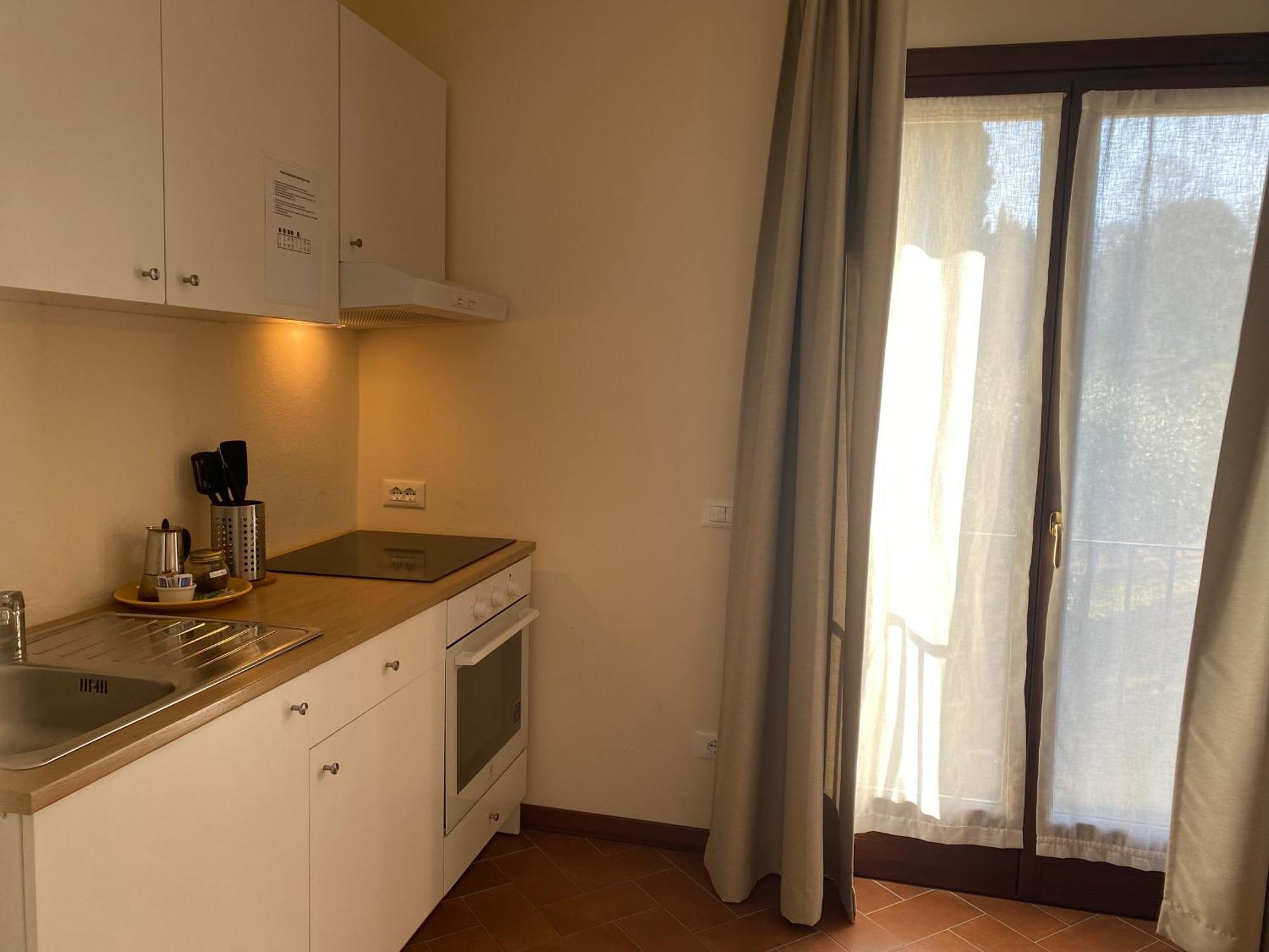 Residenza Cipressi E Olivi Apartment เวโรนา ภายนอก รูปภาพ