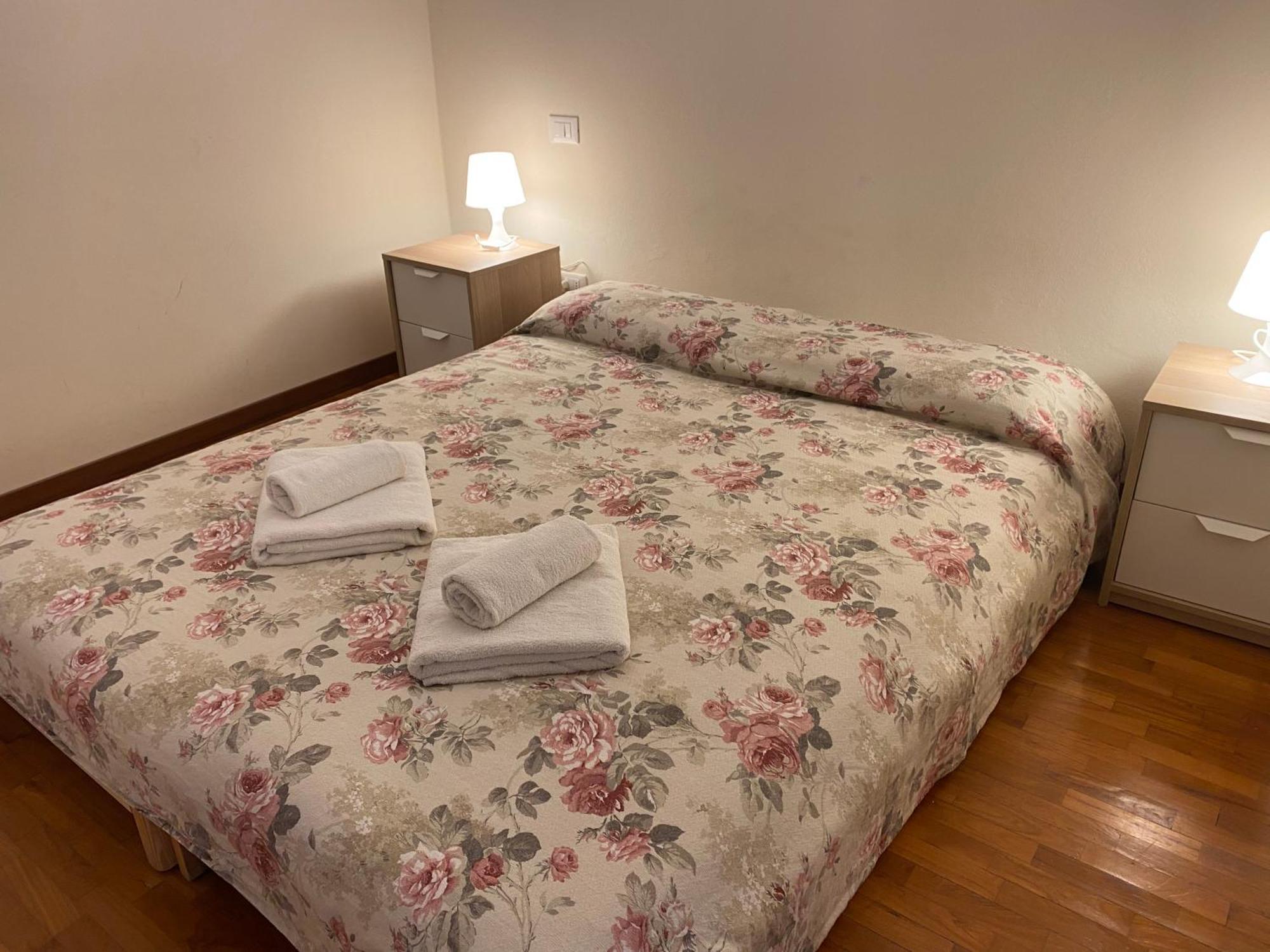 Residenza Cipressi E Olivi Apartment เวโรนา ภายนอก รูปภาพ